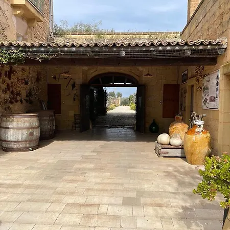 Bed & Breakfast Masseria Sotto Le Stelle Provenzani *