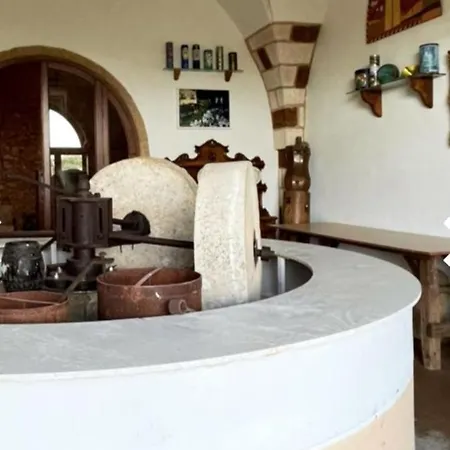 Masseria Sotto Le Stelle Provenzani Bed & Breakfast *